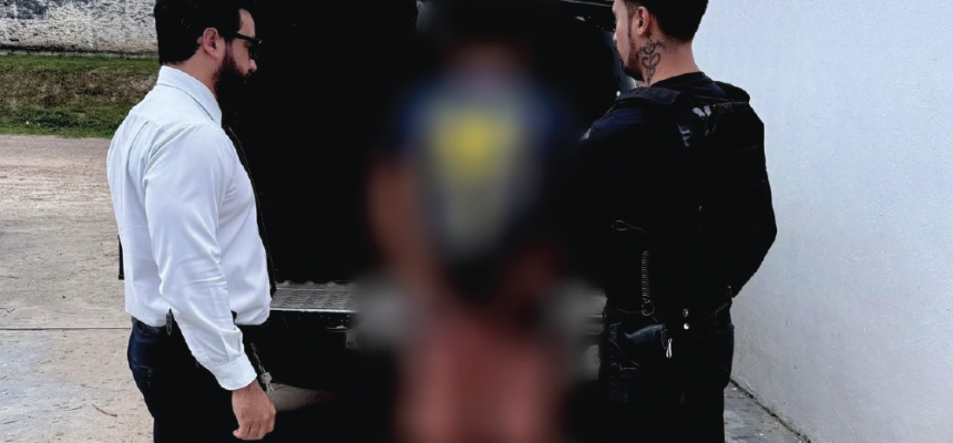 A Polícia Civil do Amazonas (PC-AM), por meio da 53ª Delegacia Interativa de Polícia (DIP) de Santo Antônio do Içá (a 880 quilômetros de Manaus), cumpriu, na terça-feira (02/09), mandado de prisão preventiva de um homem, de 25 anos, pelos crimes de roubo e furto. A prisão ocorreu no município.